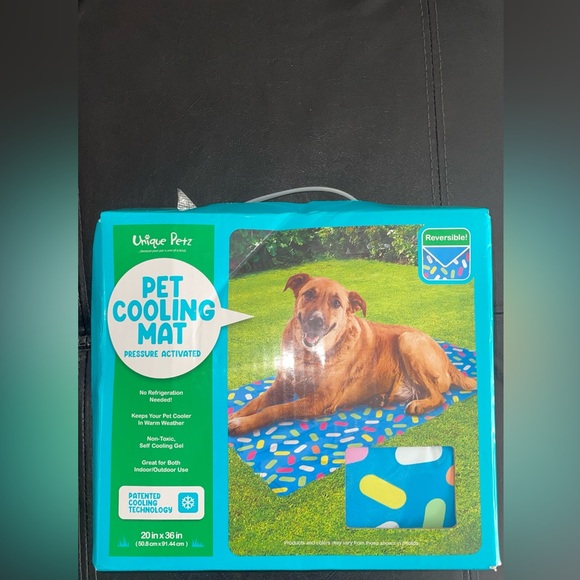 NWT UNIQUE PETZ - PET COOLING MAT MULTICOLOR SIZE 20 in X 36 in - Picture 3 of 3